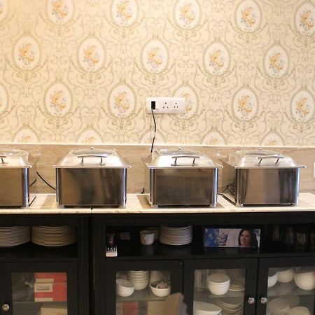ลา เรซิด็องซ์ Hotel เดลี ภายนอก รูปภาพ